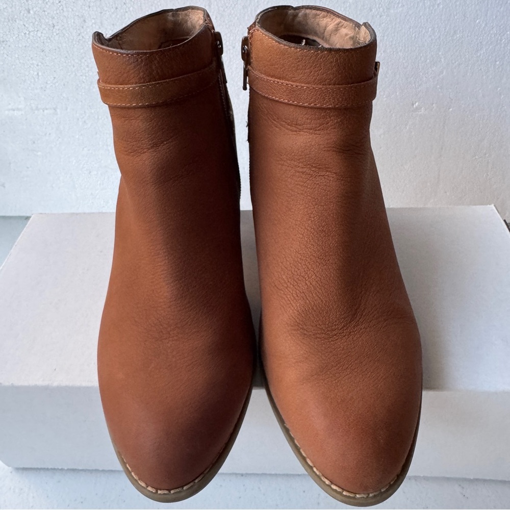Vionic Upright Upton Leather Ankle Boot Cognac Women's USA Size 8 Casual Travel - Picture 3 of 11